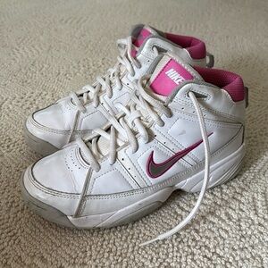 Nike high top sneaker, girls youth pink